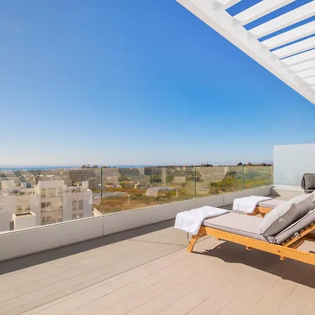 Lejlighed Lm352b- Spacious Family Penthouse With Sea View Estepona